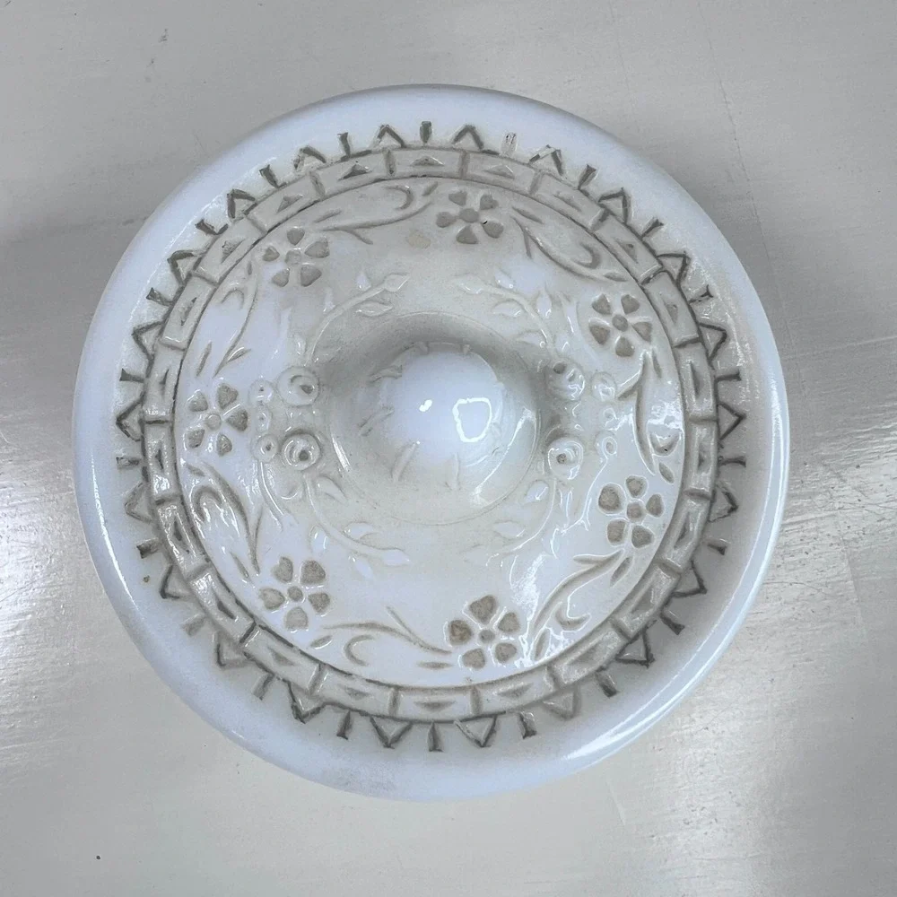 Vintage Milk Glass Vanity Jar w Lid Trinket Powder Dish